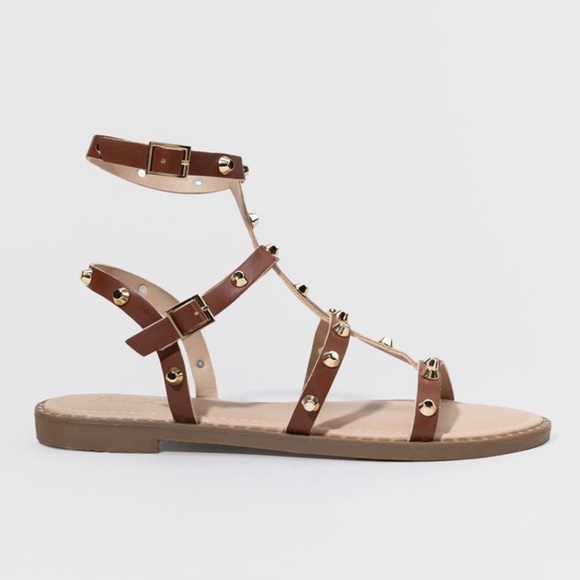 🤎New Francesca’s  Sugar Studded Gladiator Cognac And Gold Tone Stud Sandals🤎 - Picture 2 of 6